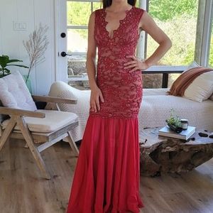 Baccio Couture Stretch lace handpainted evening gown dress size S